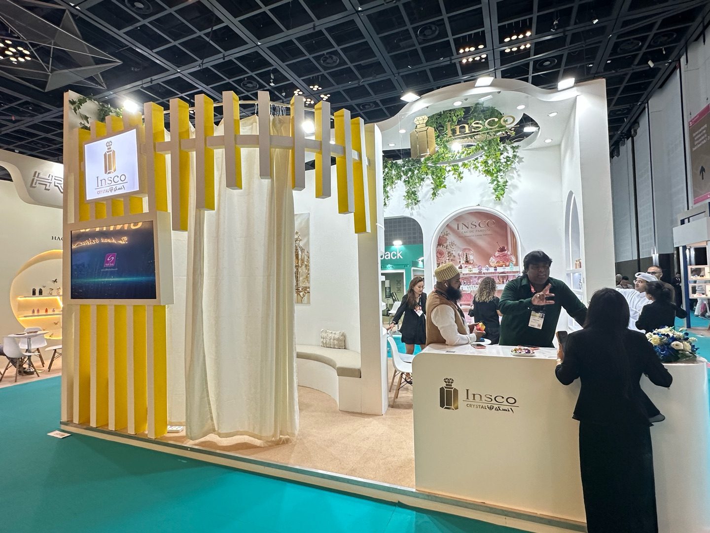 INSCO team receiving buyers at booth SR-i18, Beautyworld Middle East 2026 Dubai
